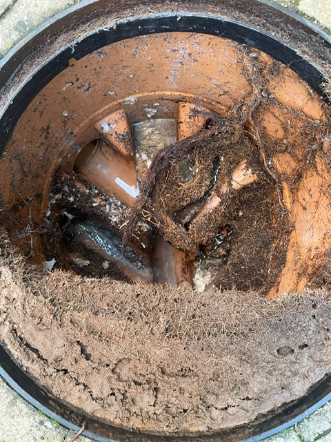 Drain that can be worked on by Dynamic Drainage